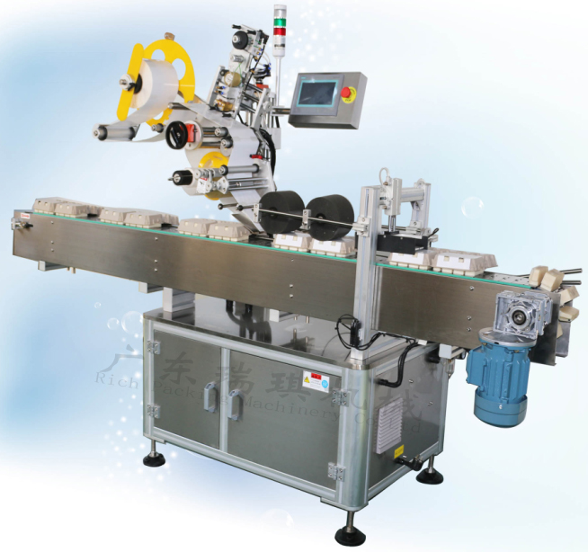 How to improve the blank in the automatic labeling machine market